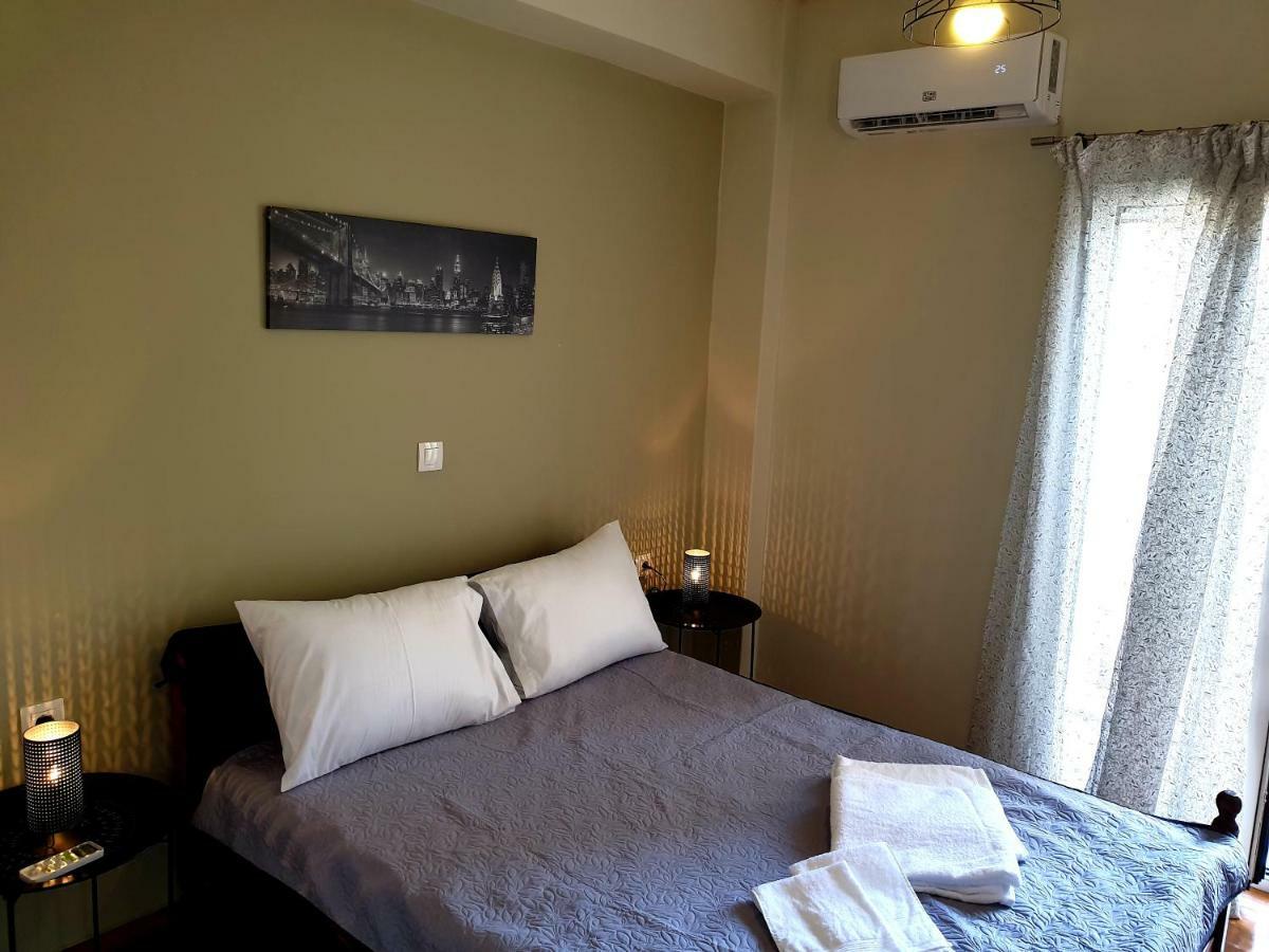 Lemon Apartment Каламата Екстериор снимка